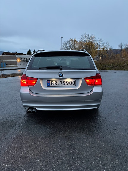 BMW 325i 5 of 30