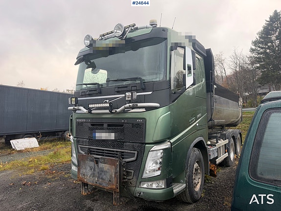 Volvo FH540 6x2 tippbil m/ underliggende skjær, brøyteplate og kobinert asfaltbalje 5 of 30