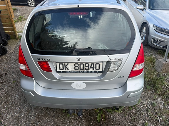 Suzuki Liana 10 of 13