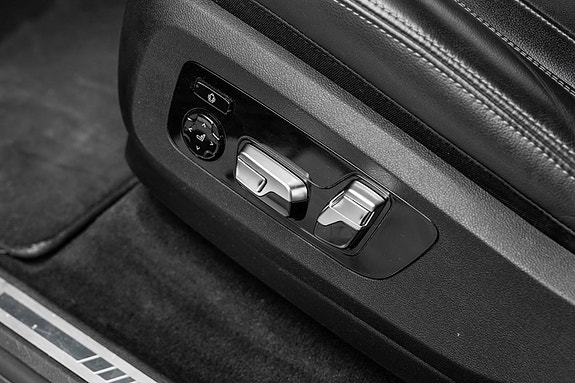 BMW X5 13 of 30