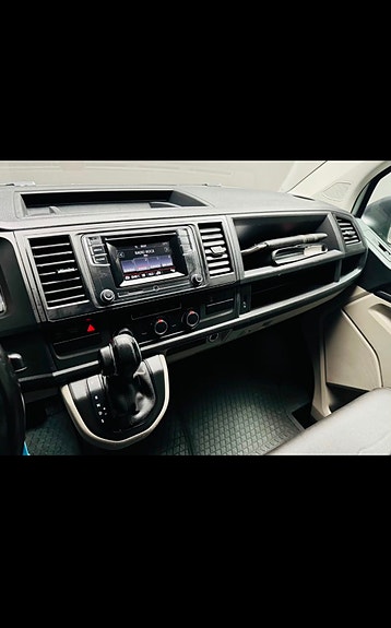 Volkswagen Transporter 3 of 11
