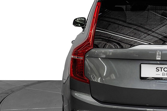 Volvo XC90 8 of 29