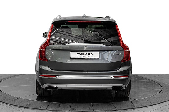 Volvo XC90 7 of 29