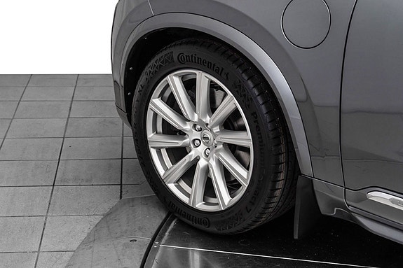 Volvo XC90 9 of 29