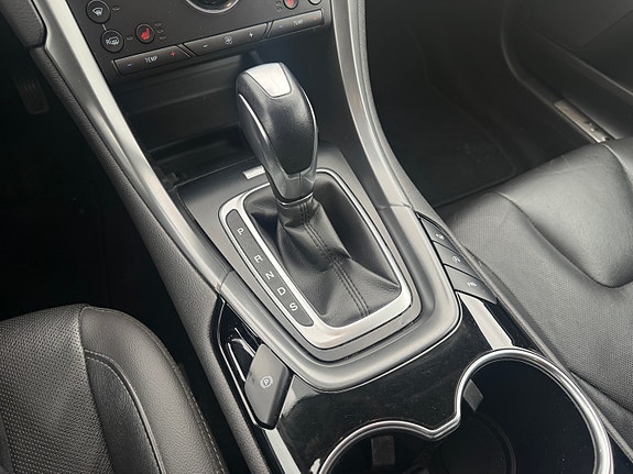 Ford Mondeo 28 of 30