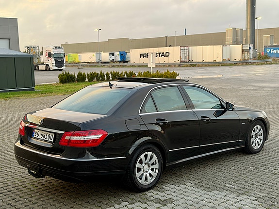 Mercedes-Benz E250 d 7 of 22
