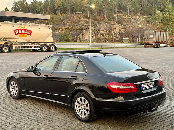 Mercedes-Benz E250 d 6 of 22