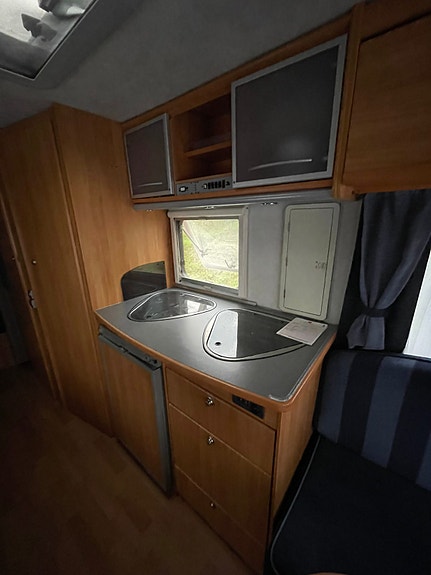 Adria Adora 502 UK 9 of 17
