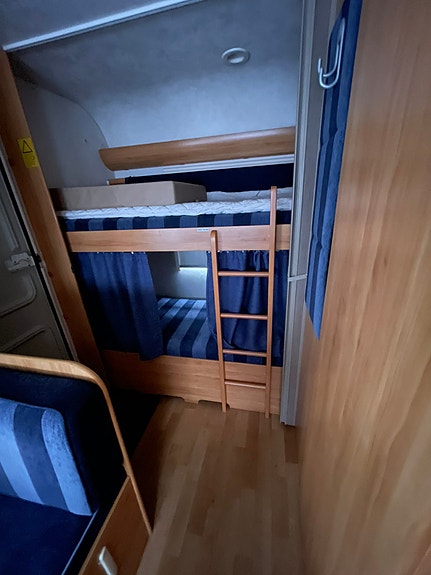 Adria Adora 502 UK 10 of 17