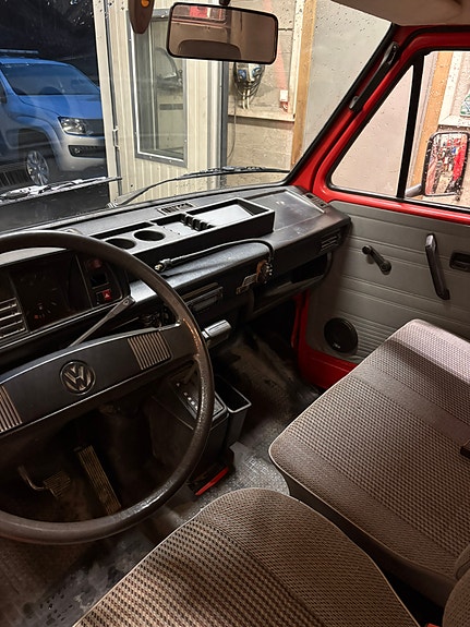 Volkswagen Transporter 8 of 22