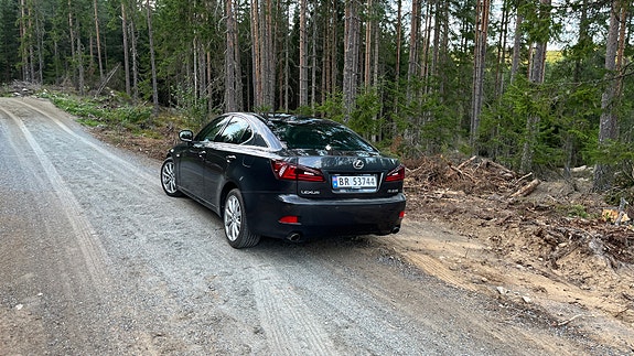 Lexus IS250 9 of 10