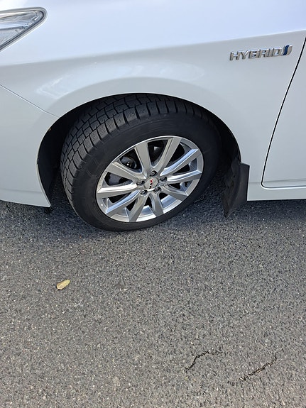 Toyota Prius 3 of 16