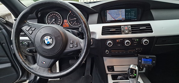 BMW 525d 5 of 15