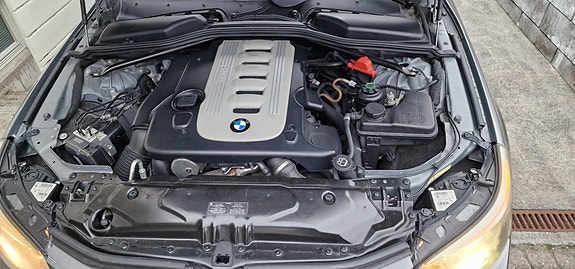 BMW 525d 10 of 15