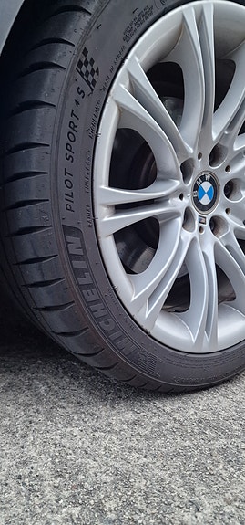 BMW 525d 13 of 15