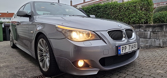 BMW 525d 2 of 15