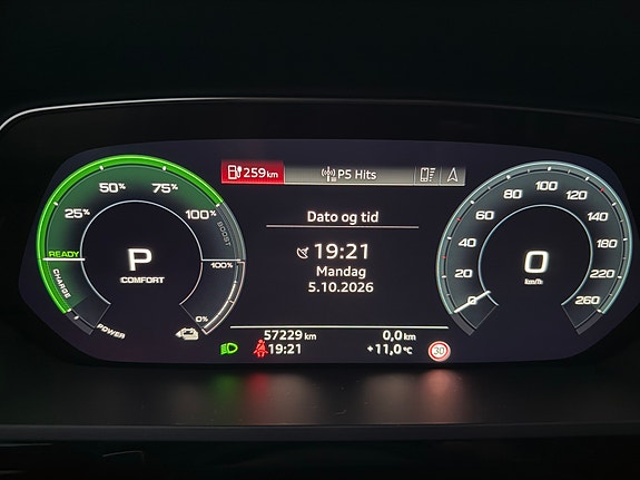 Audi e-tron 19 of 22