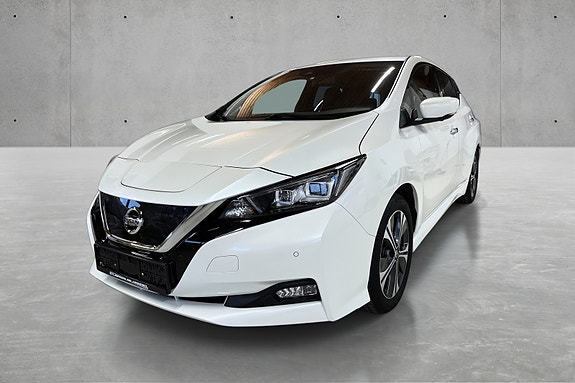 Nissan Leaf 4 of 30