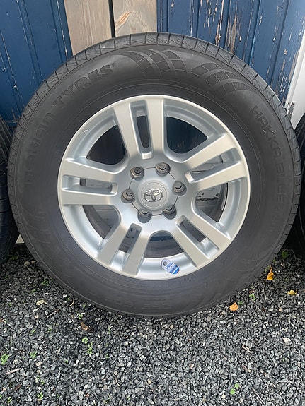 Toyota Land Cruiser 14 of 20