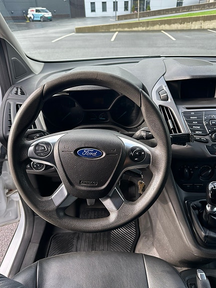 Ford Transit Connect 12 of 15