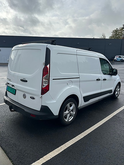 Ford Transit Connect 8 of 15