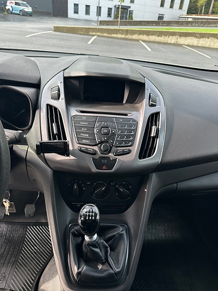 Ford Transit Connect 13 of 15