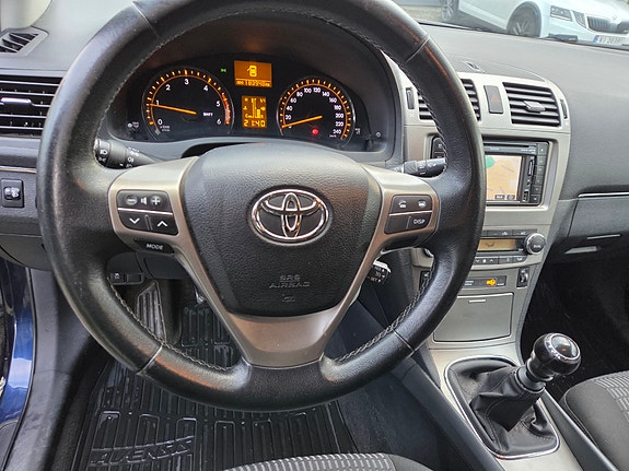 Toyota Avensis 18 of 20