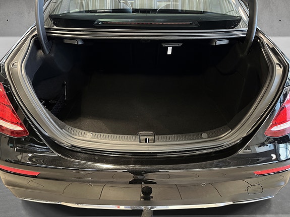 Mercedes-Benz E220 d 16 of 19