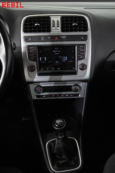 Volkswagen Polo 16 of 20