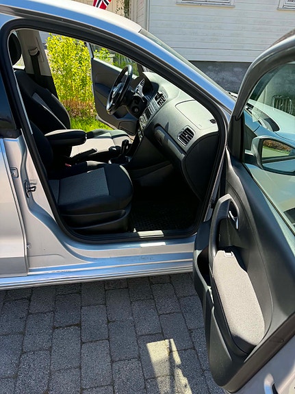 Volkswagen Polo 16 of 16
