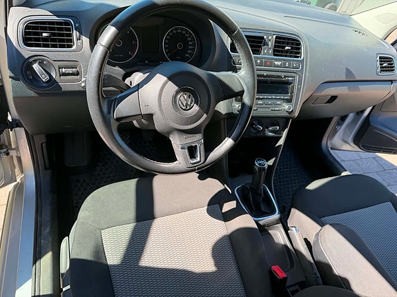 Volkswagen Polo 15 of 16