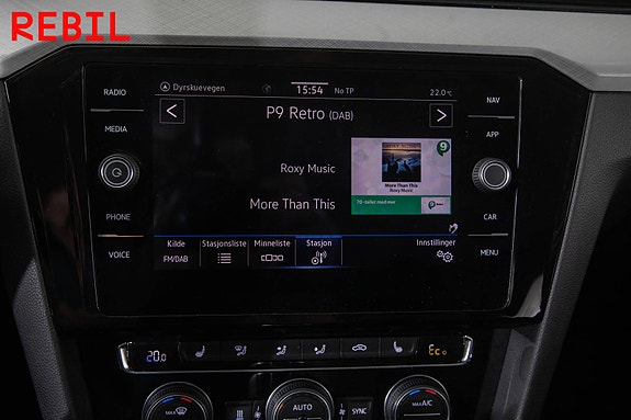 Volkswagen Passat 16 of 29