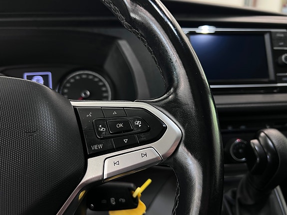 Volkswagen Transporter 22 of 29