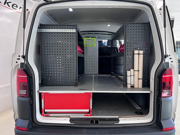Volkswagen Transporter 13 of 29