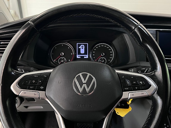 Volkswagen Transporter 18 of 29