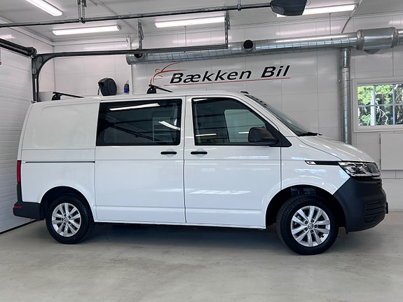 Volkswagen Transporter 3 of 29