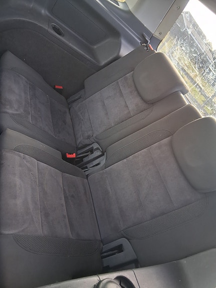 Volkswagen Touran 19 of 19