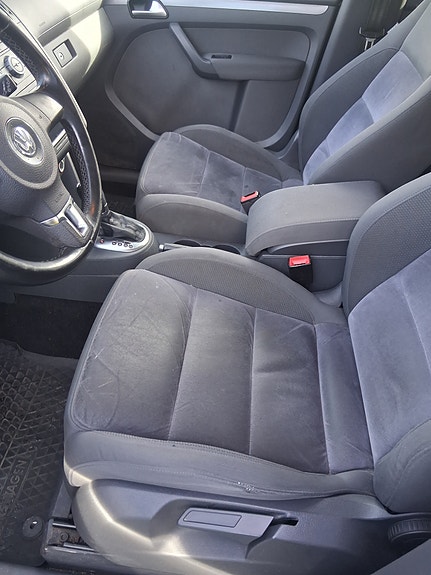 Volkswagen Touran 16 of 19