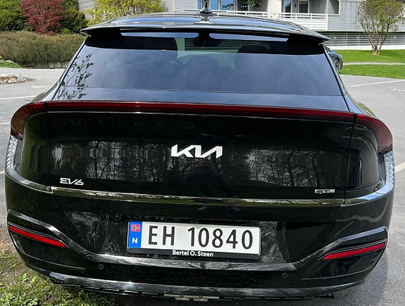 Kia EV6 6 of 19