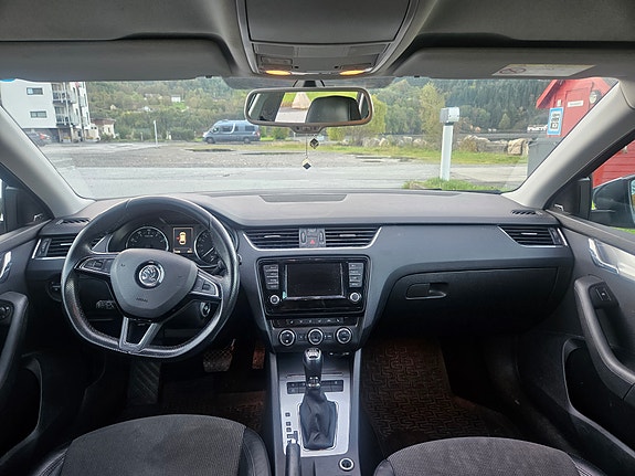 Skoda Octavia 8 of 9