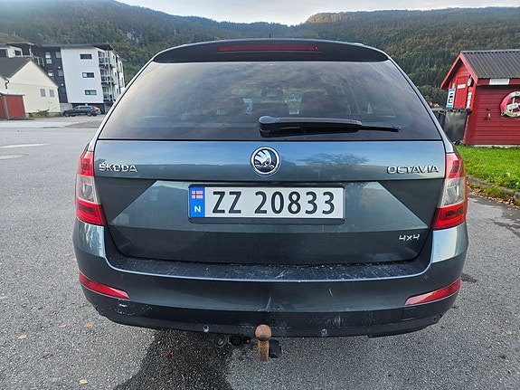 Skoda Octavia 3 of 9