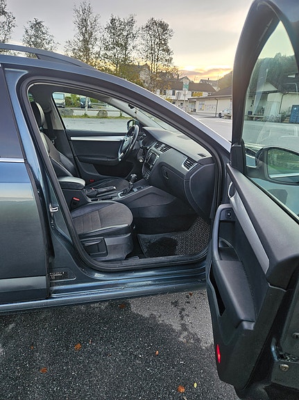 Skoda Octavia 7 of 9
