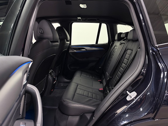 BMW X3 14 of 30