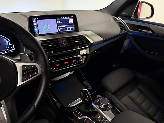 BMW X3 18 of 30