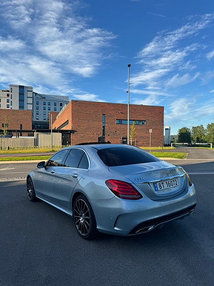 Mercedes-Benz C220 d 5 of 30