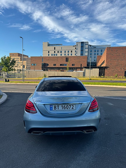 Mercedes-Benz C220 d 7 of 30