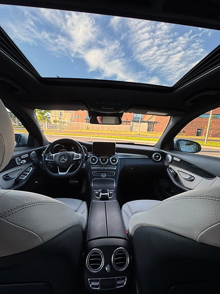 Mercedes-Benz C220 d 16 of 30