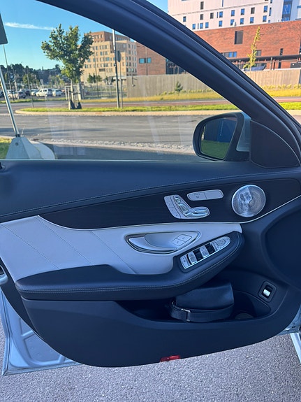 Mercedes-Benz C220 d 8 of 30