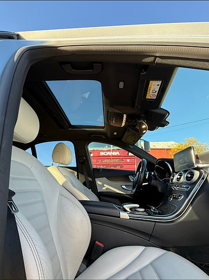 Mercedes-Benz C220 d 12 of 30