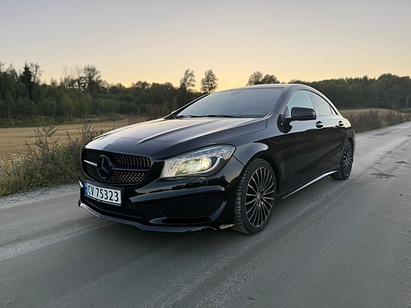 Mercedes-Benz CLA180 8 of 17